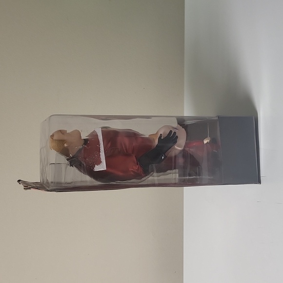 DISNEY PIXAR INCREDIBLE 2 | Mr. Incredibles and Jack-Jack Figurine - Picture 4 of 8